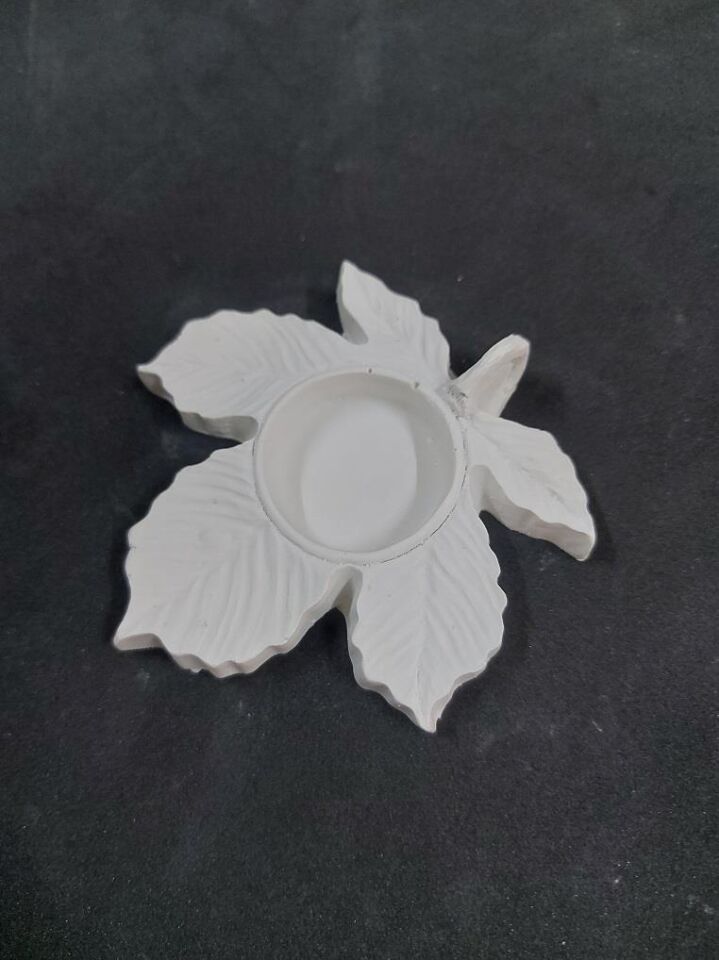 Polyester Yaprak Mumluk 11x11cm P255