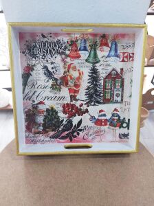 Gold Kenarlı Kare Ahşap Sunumluk Tepsi