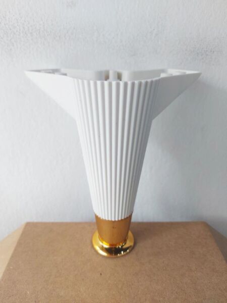 Mobilya Ayağı Çizgili Model 15cm Altın