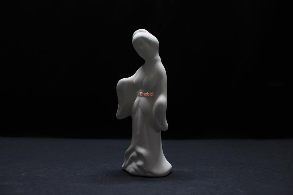 Seramik Geyşa Biblo 17cm B-26