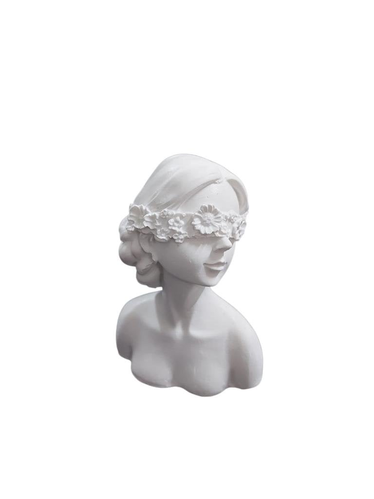 Gözü Çiçekli Kız Büst 9,5x6,5cm