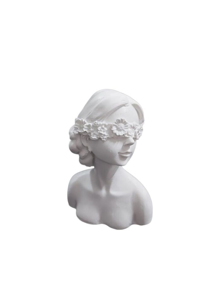 Gözü Çiçekli Kız Büst 9,5x6,5cm