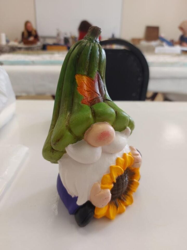 Çiçekli Büyük Gnome Dekoratif Cüce 16x10cm